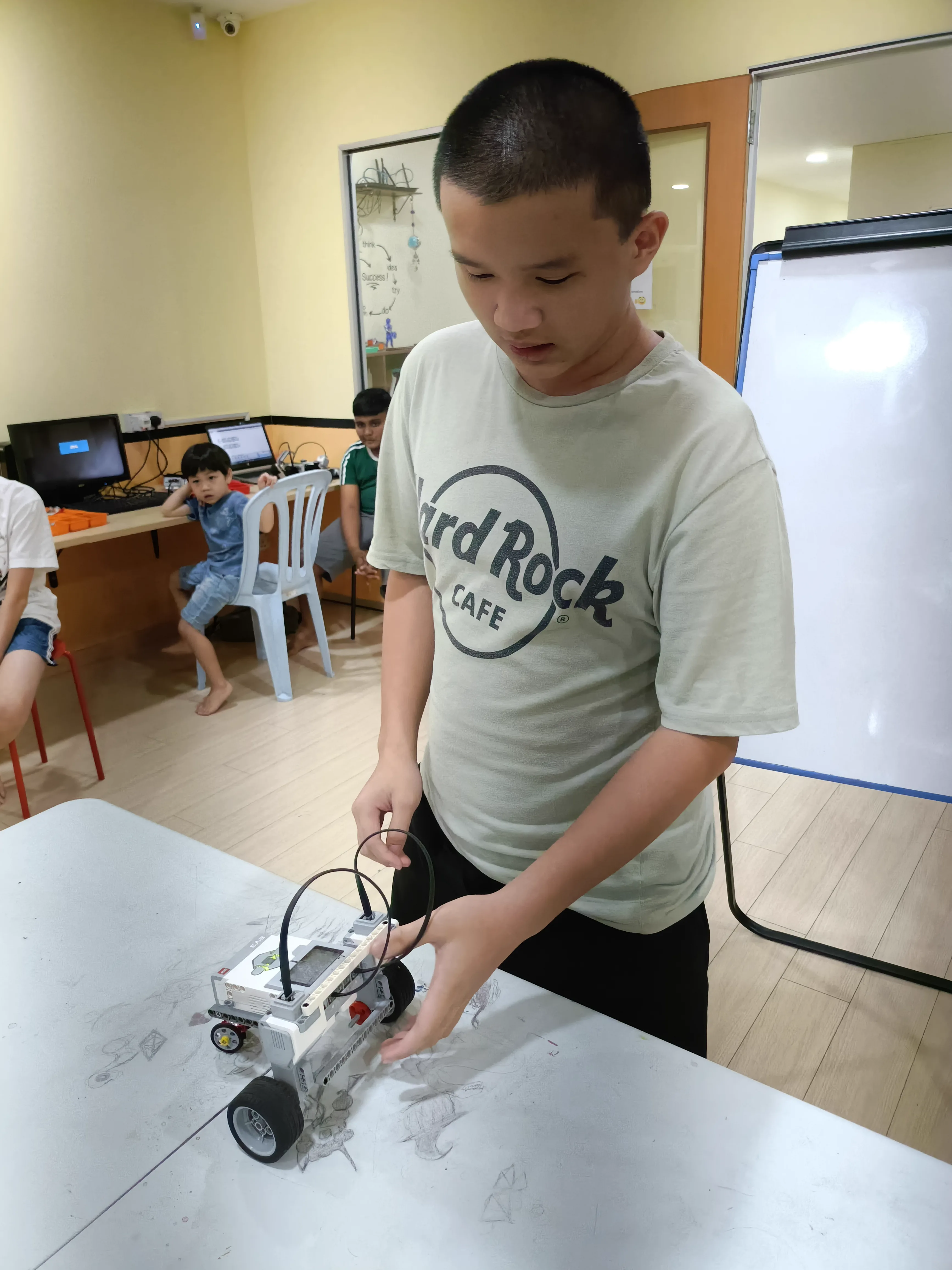 Build Your Own Robots photo 9
